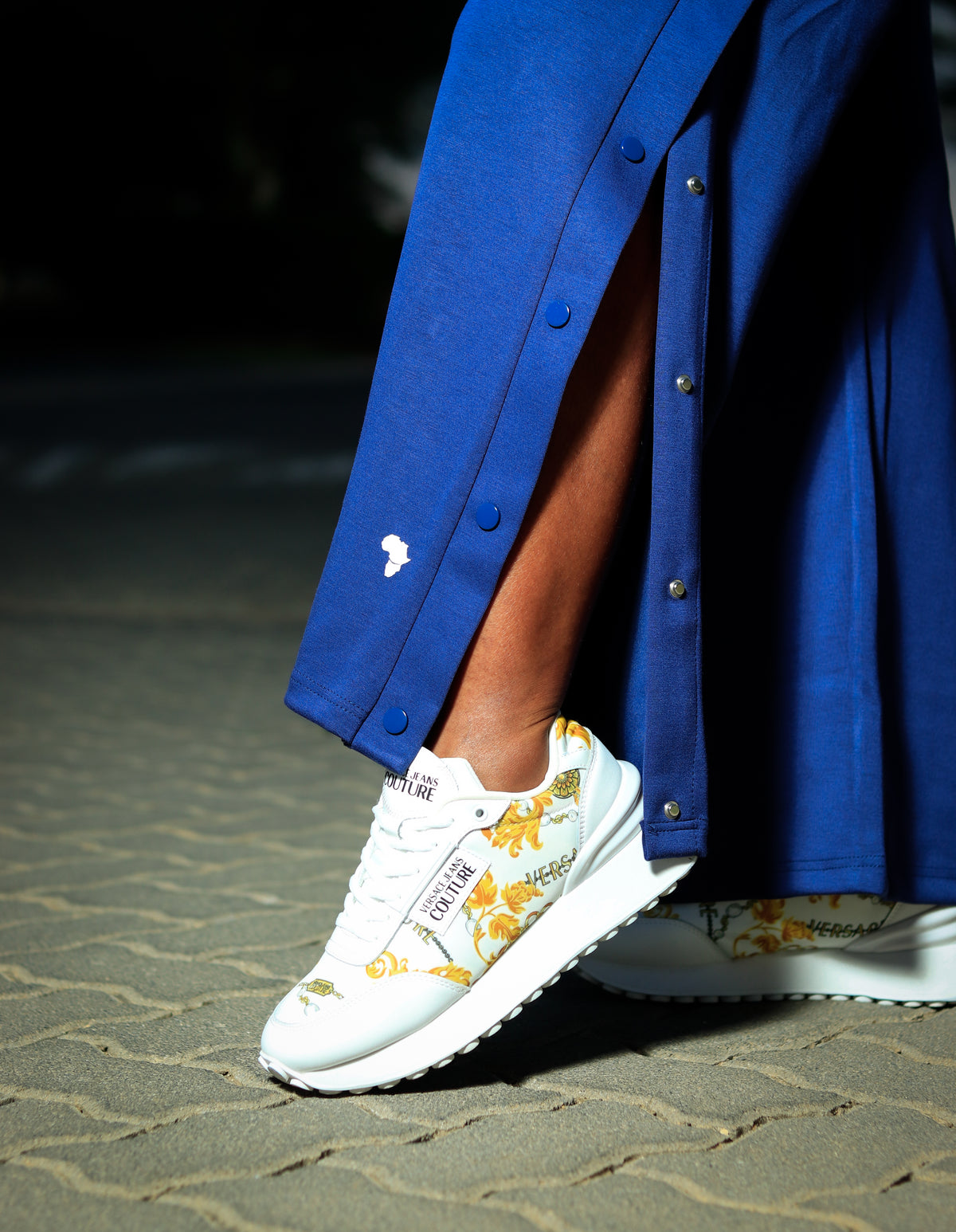 Ladies button-up loose pants (part of a set)